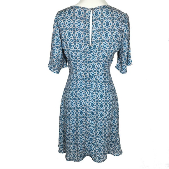 Lush Floral Hearts Flutter Sleeve Dress Size SMALL Retro - Picture 3 of 12